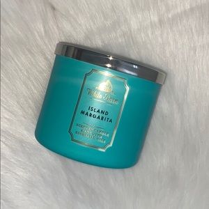 Bath and Body Works Candle🛁